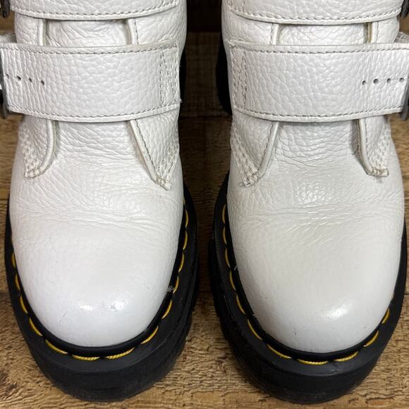 Dr. Martens Devon Heart Leather Platform Ankle Boots Booties White Size 7 - Picture 2 of 13